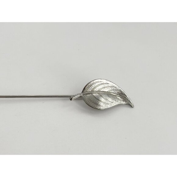 Leaf Shaped Silver Textured Toned Vintage Stick Pin | Hat Pin | Lapel Pin - Picture 8 of 10